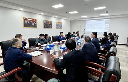 集團(tuán)召開“四化”建設(shè)專題會(huì)議