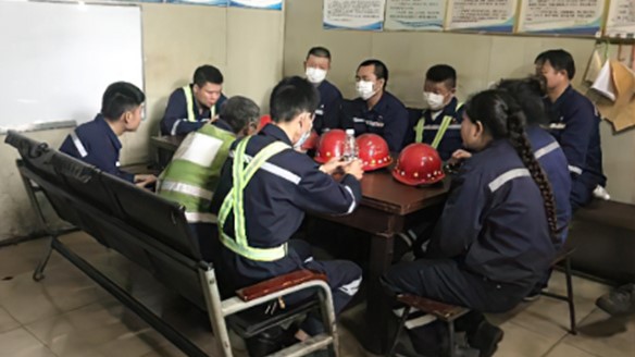 江西宏宇能源開(kāi)展“對(duì)標(biāo)管理找差距、比學(xué)趕超促提升”活動(dòng)